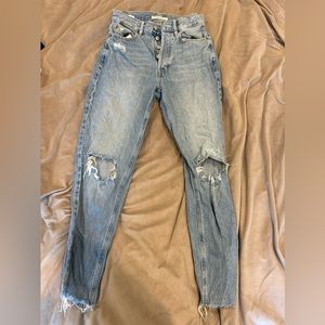 Pacsun Women’s ripped jeans size 26